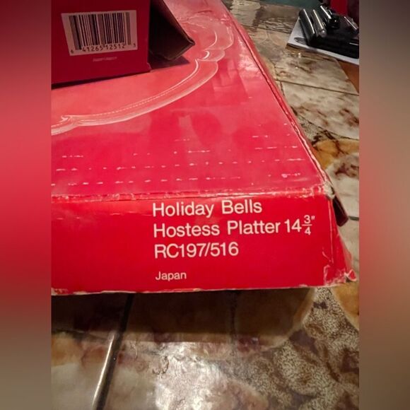 Vintage Mikasa Christmas glass serve ware - Picture 5 of 7